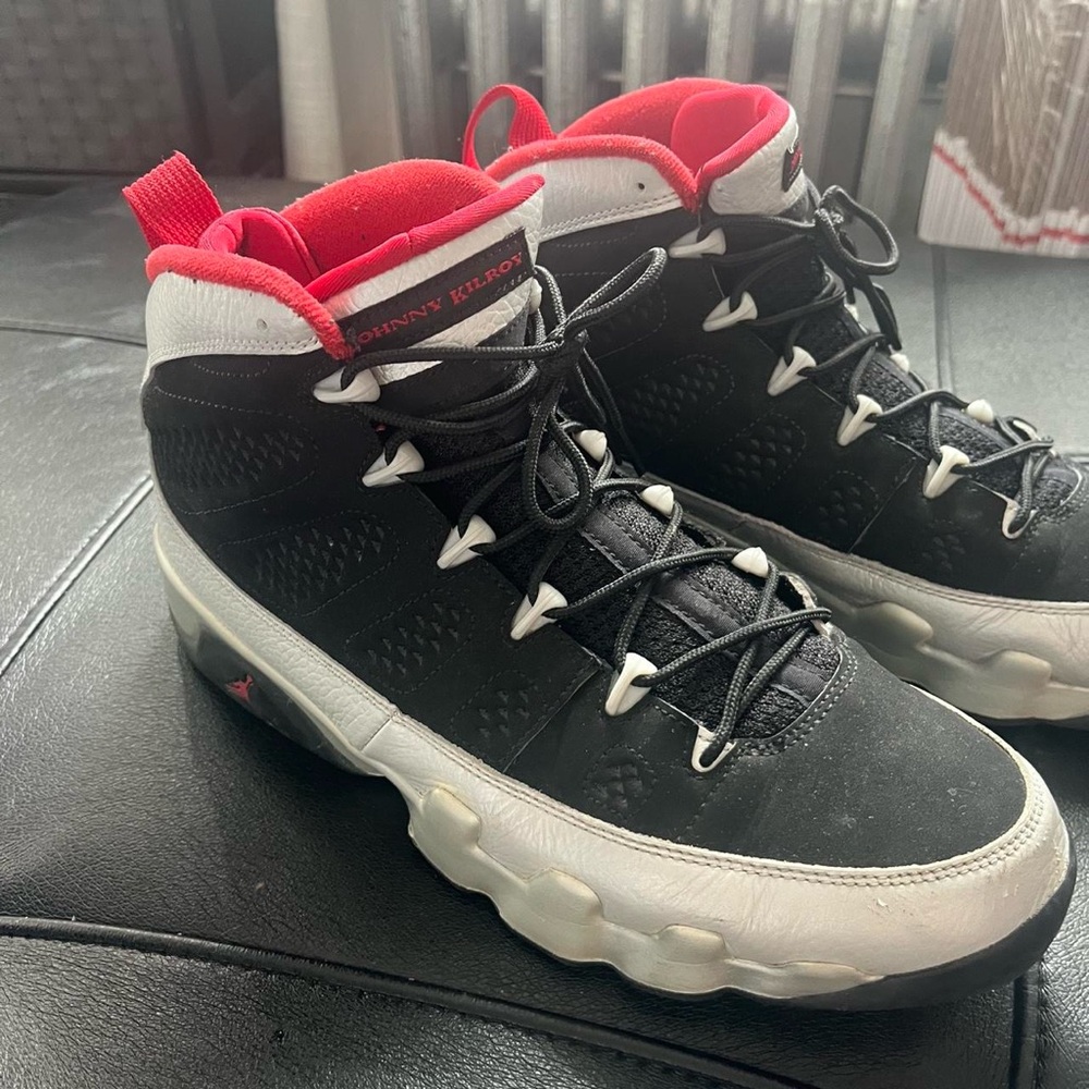 Jordan 9 Retro Johnny Kilroy